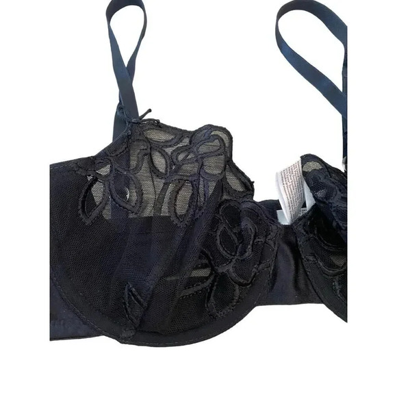 Wacoal Women's Black Underwire Adjustable Lace Bra Size 34C - Picture 3 of 5